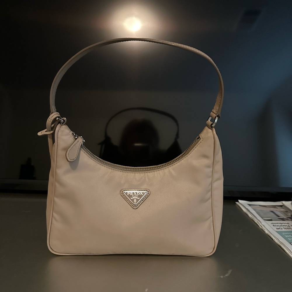 Prada re edition 2005